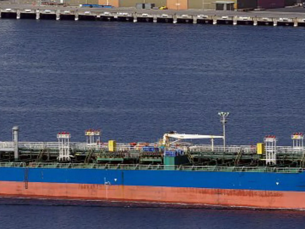 Oil/Chemical tanker for sale