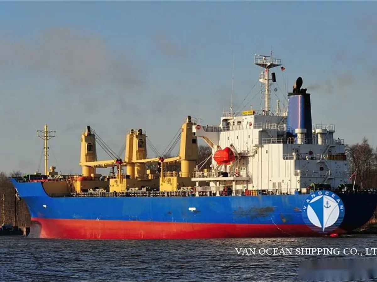 Reefer ship for sale