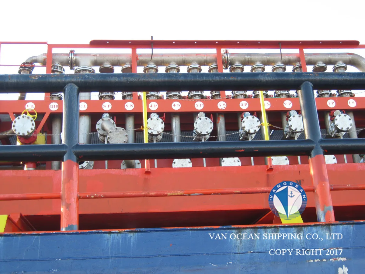 Oil/Chemical tanker for sale
