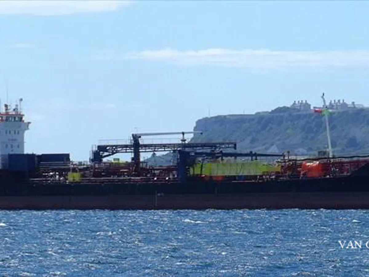 Oil/Chemical tanker for sale