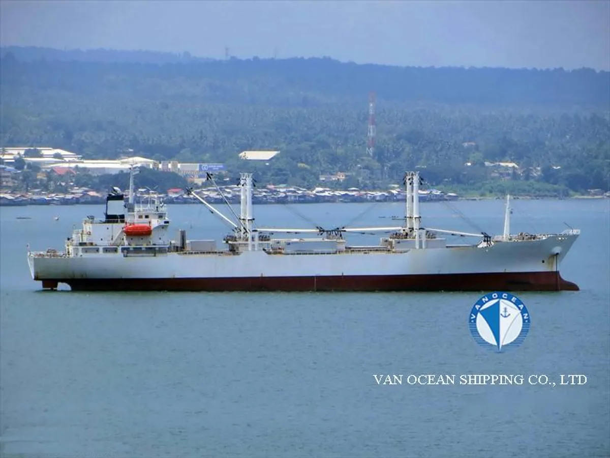 Reefer ship for sale