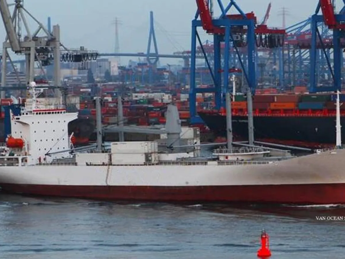 Reefer ship for sale