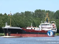 Oil/Chemical tanker for sale