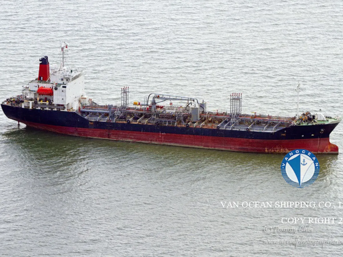 Oil/Chemical tanker for sale