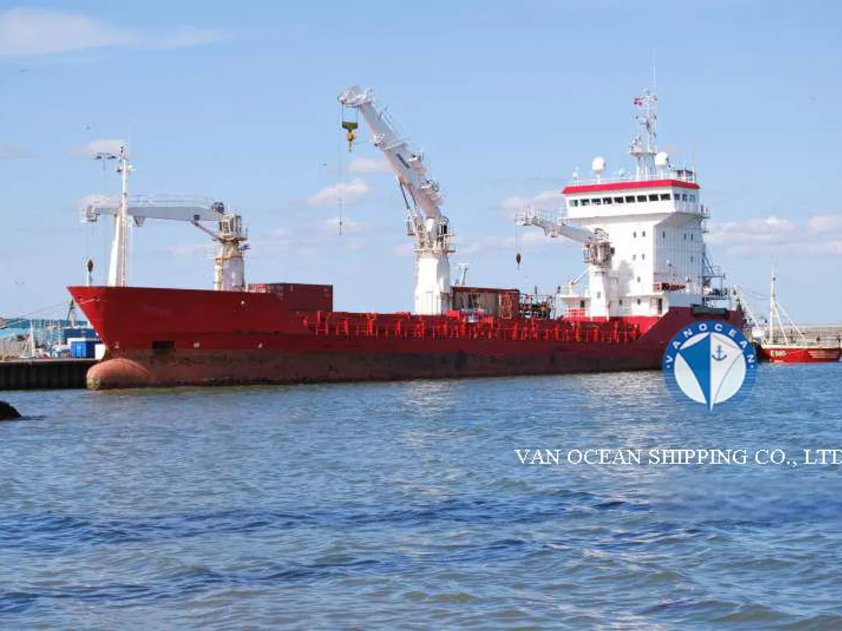 Reefer ship for sale