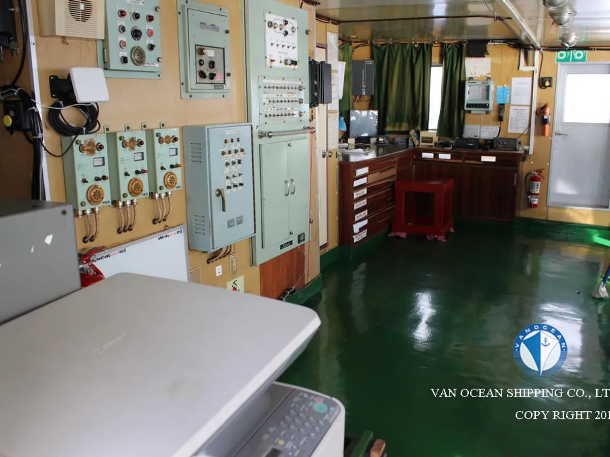 Oil/Chemical tanker for sale