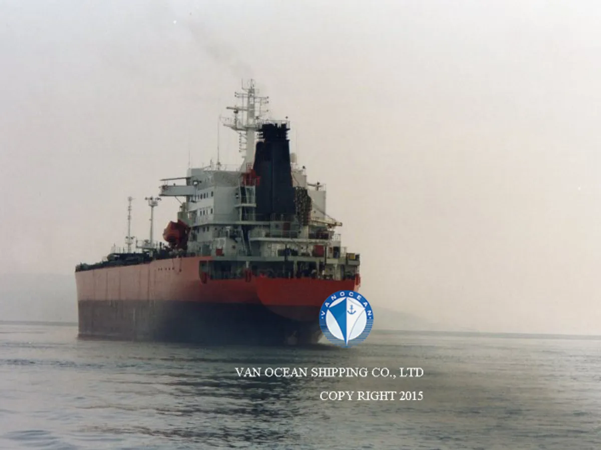 Oil/Chemical tanker for sale