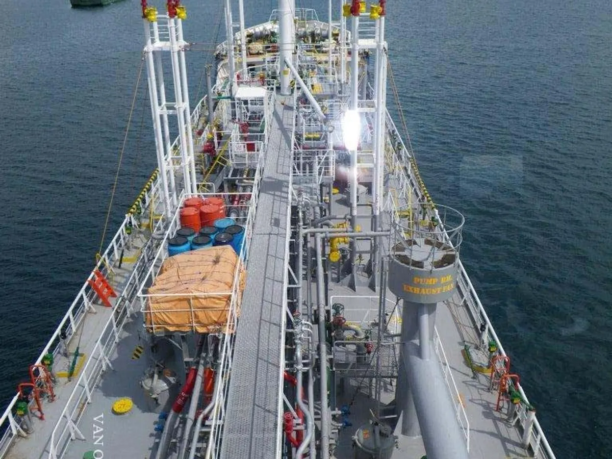 Oil/Chemical tanker for sale