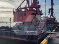 Crane vessel for sale