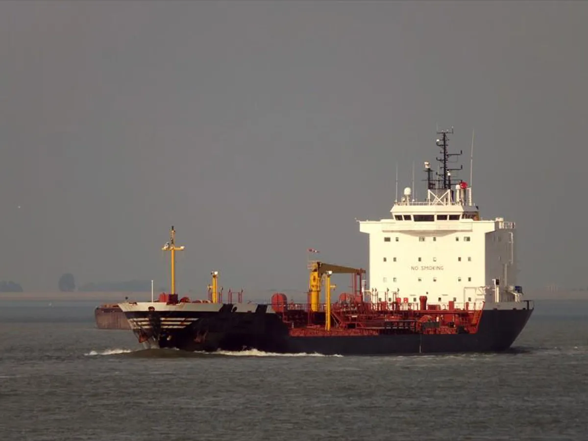 Oil/Chemical tanker for sale