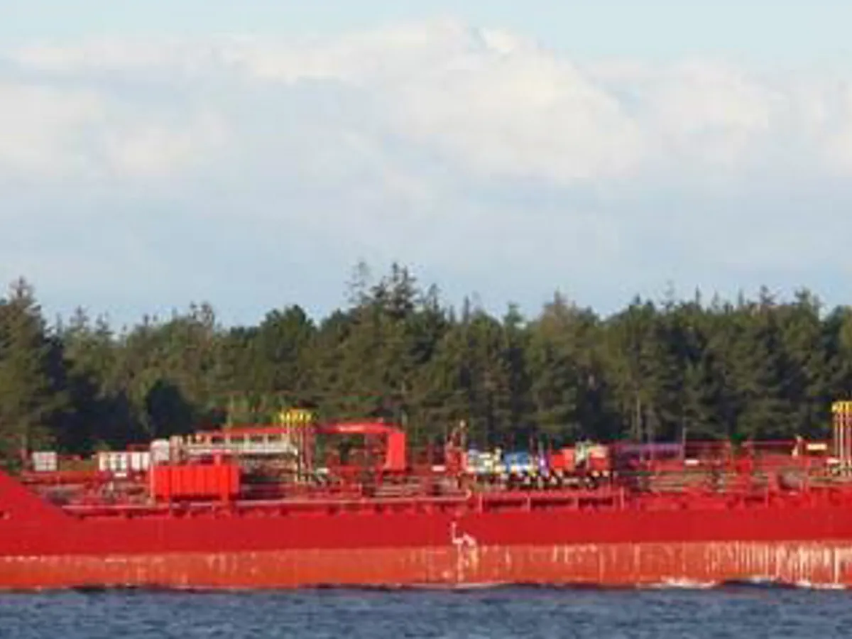 Oil/Chemical tanker for sale