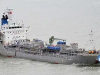 Oil/Chemical tanker for sale