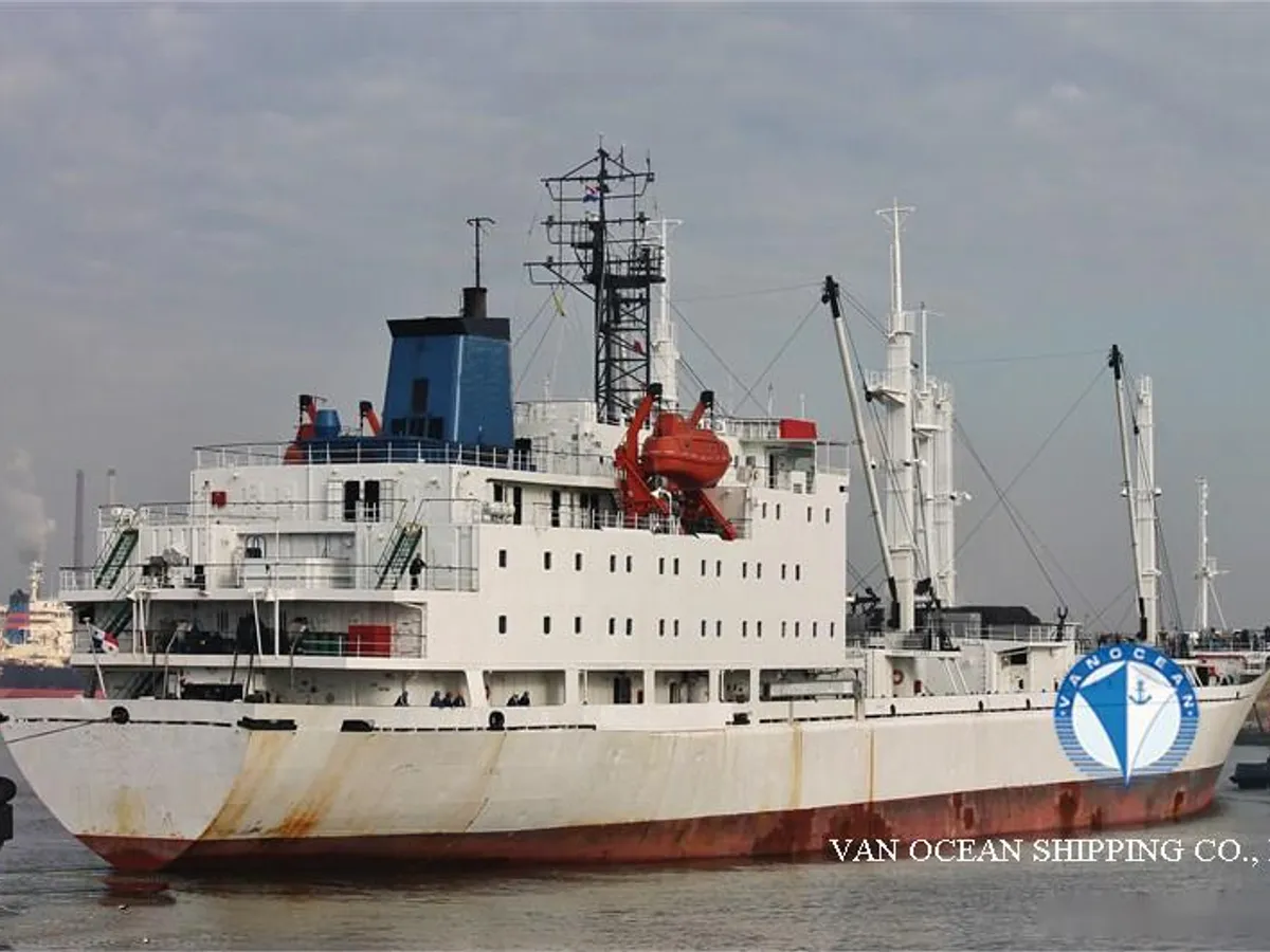Reefer ship for sale