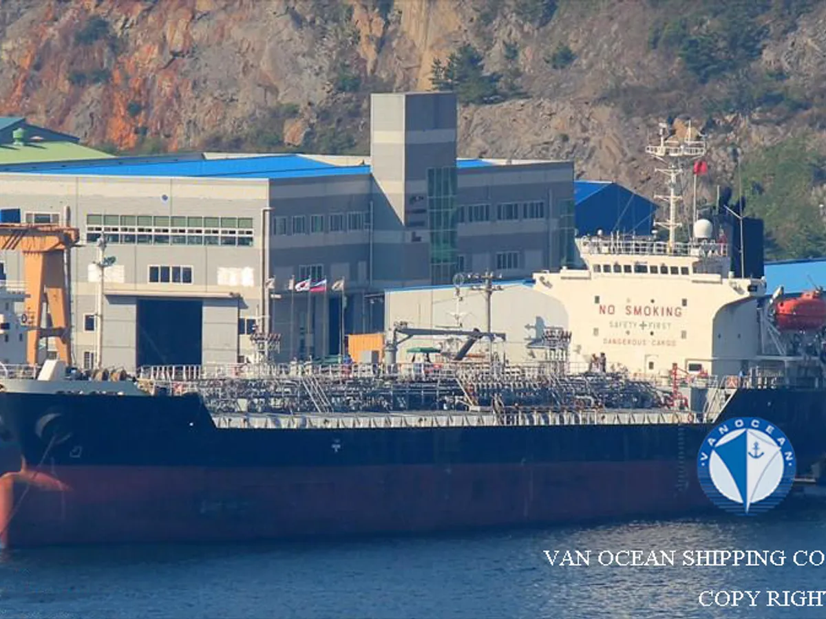 Oil/Chemical tanker for sale