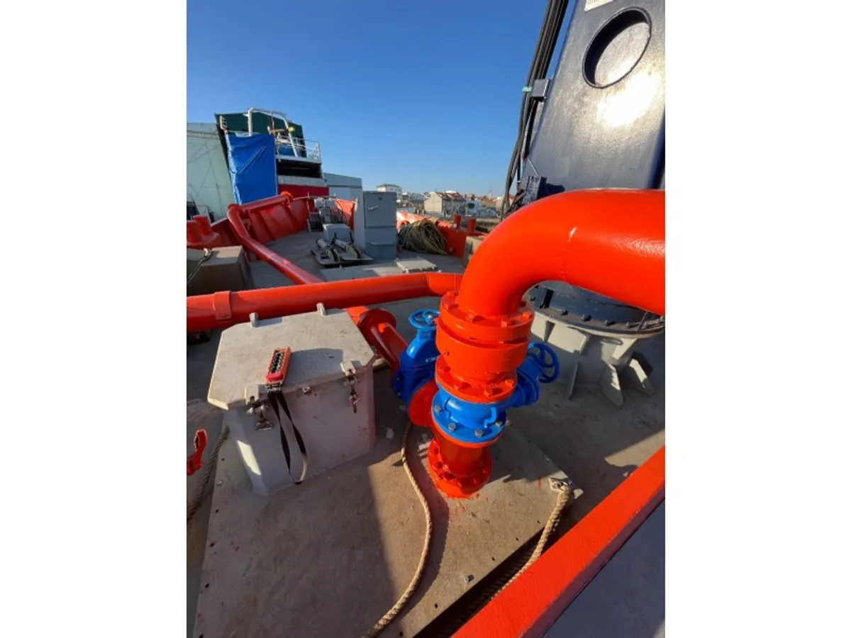 Dredger for sale