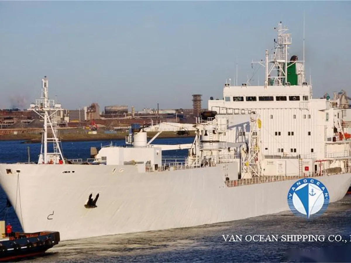 Reefer ship for sale