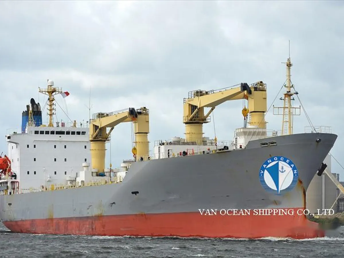 Reefer ship for sale