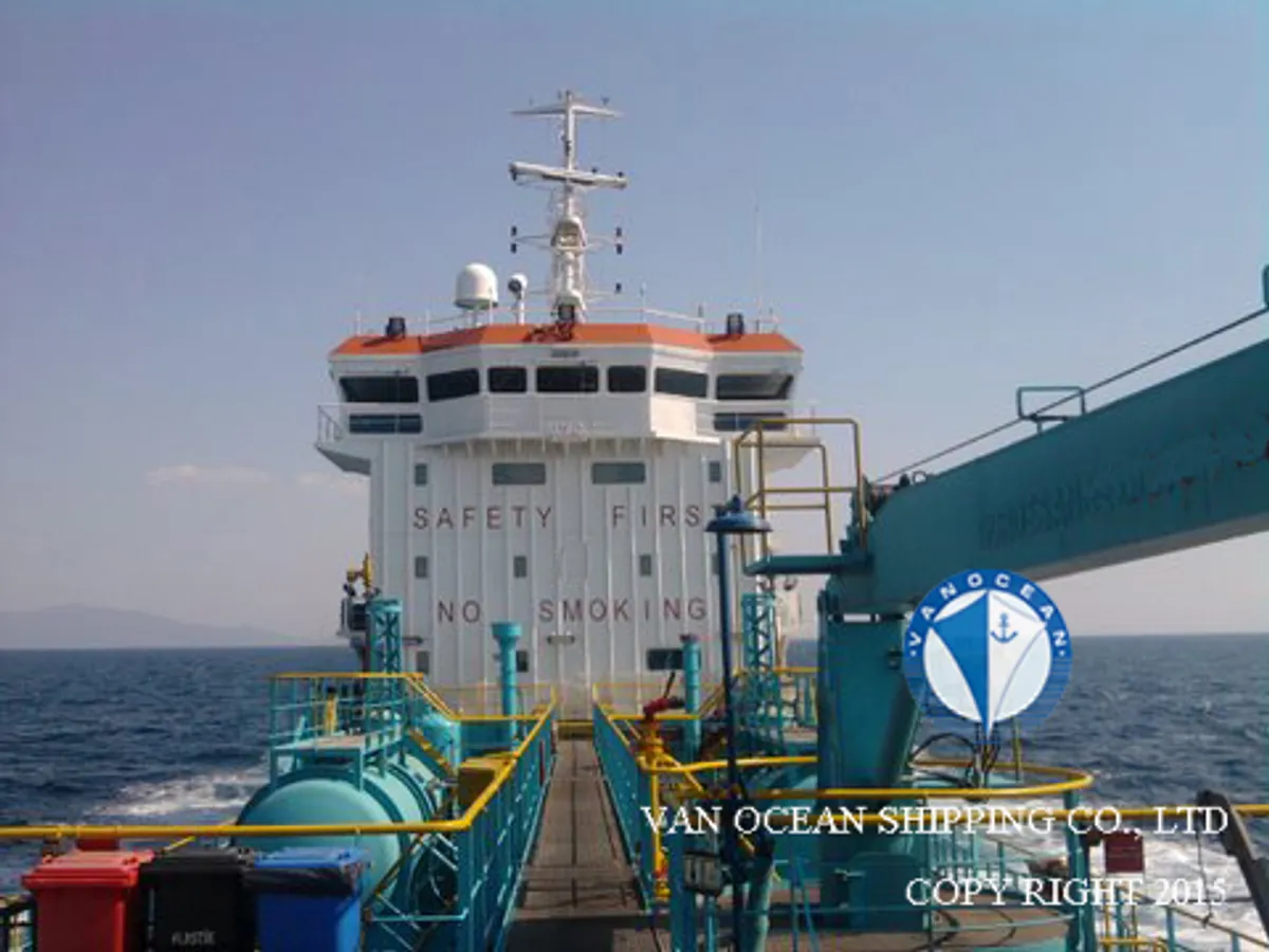Oil/Chemical tanker for sale