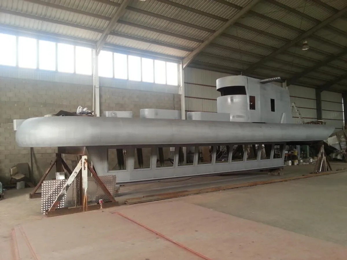 Tour boat for sale