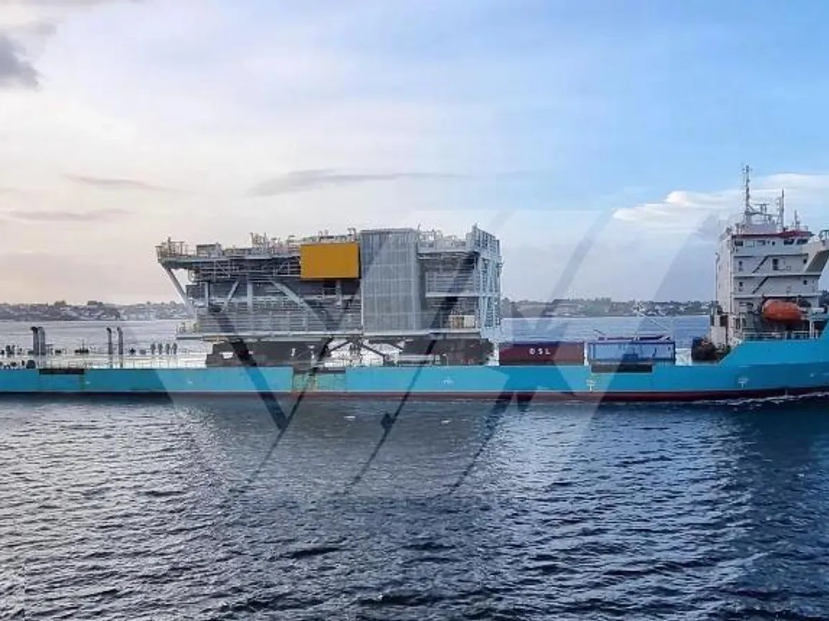 Dry cargo ship for sale