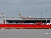Oil/Chemical tanker for sale