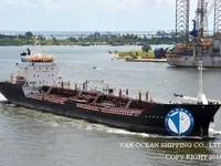 Oil/Chemical tanker for sale