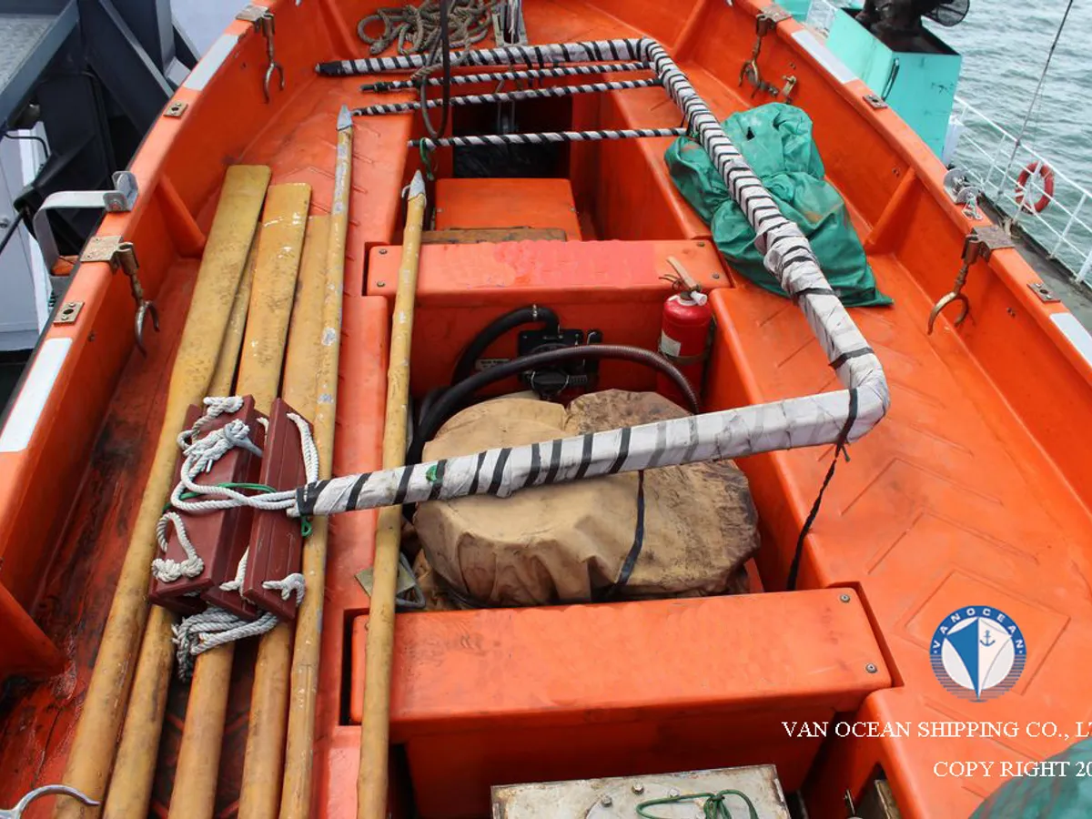 Oil/Chemical tanker for sale