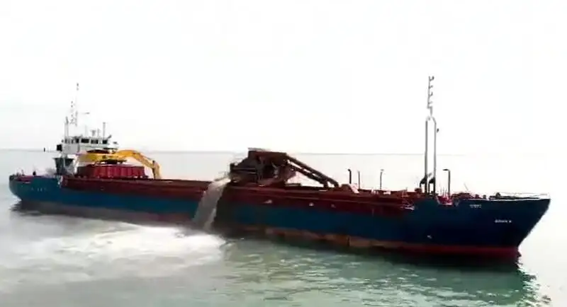 Dredger for sale