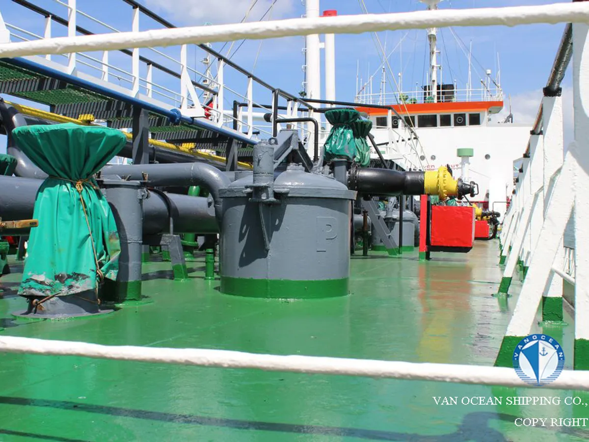 Oil/Chemical tanker for sale