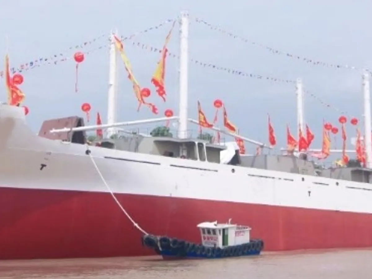 Reefer ship for sale