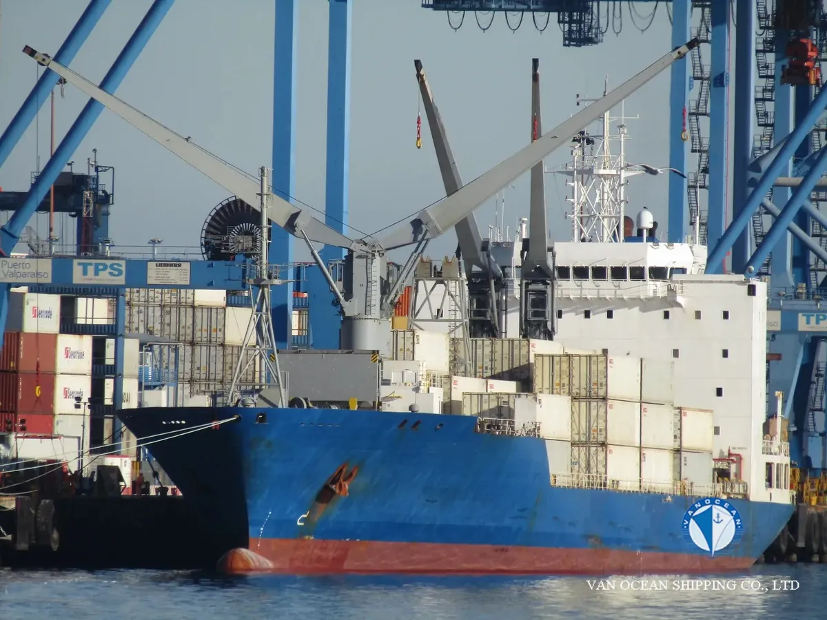 Reefer ship for sale