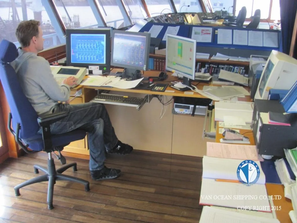 Oil/Chemical tanker for sale