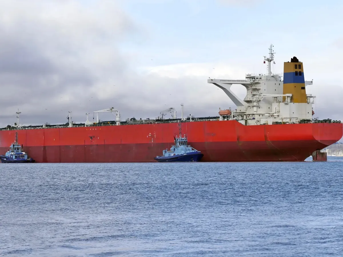 Oil/Chemical tanker for sale
