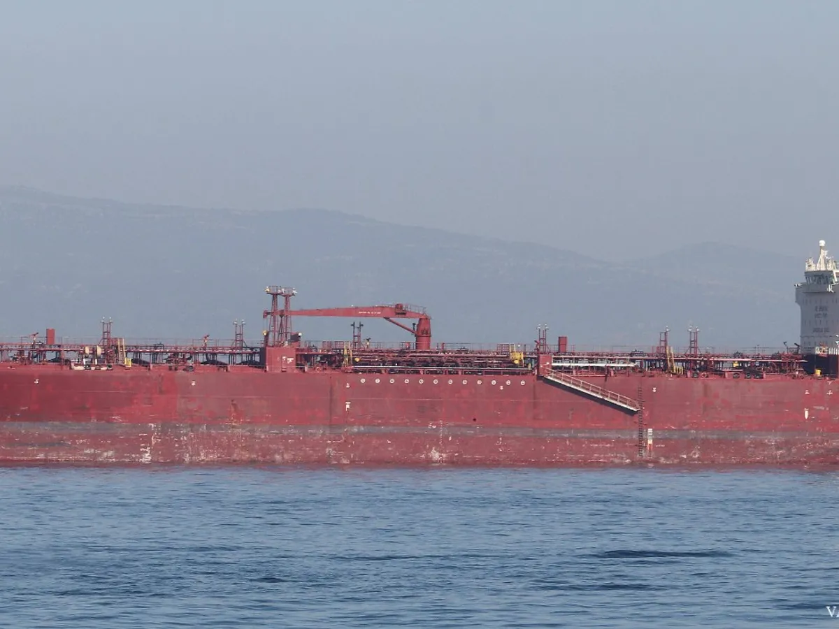 Oil/Chemical tanker for sale