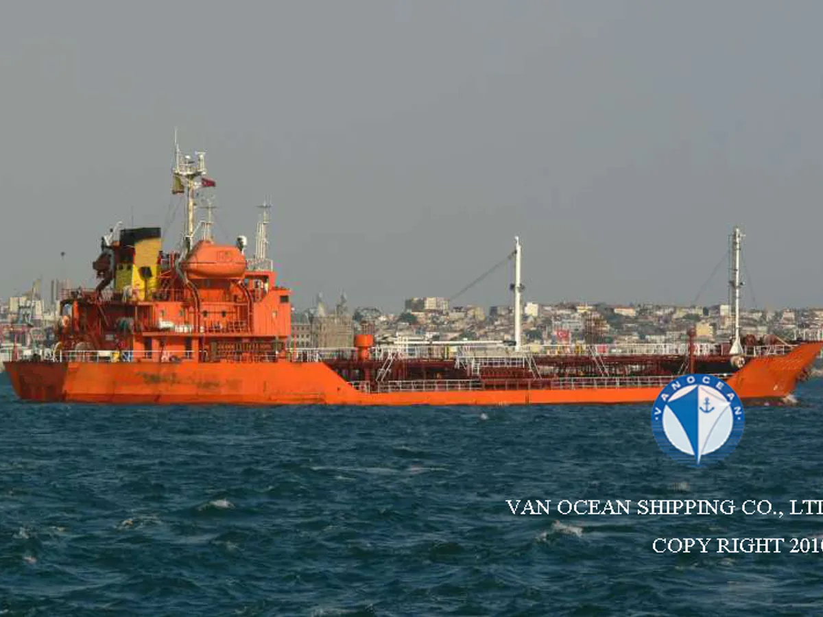 Oil/Chemical tanker for sale