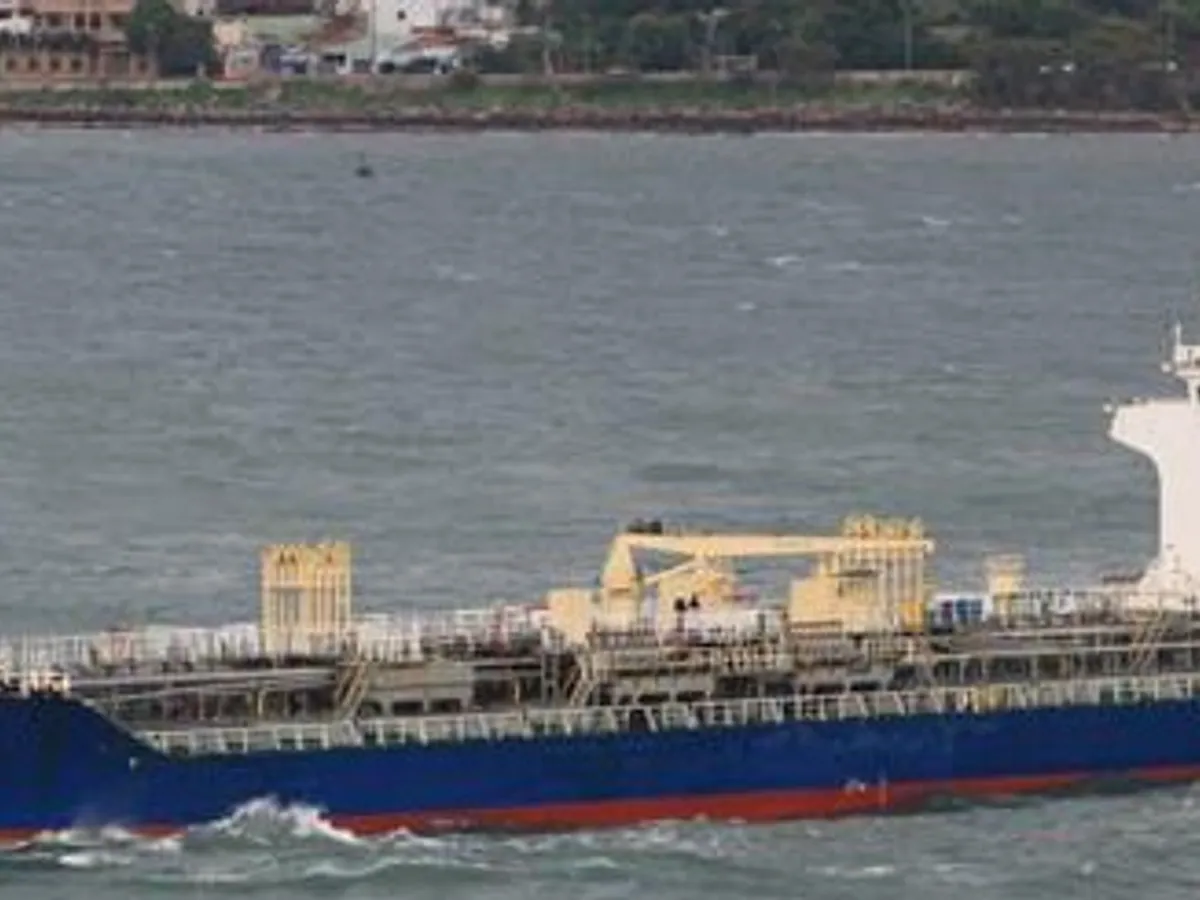 Oil/Chemical tanker for sale