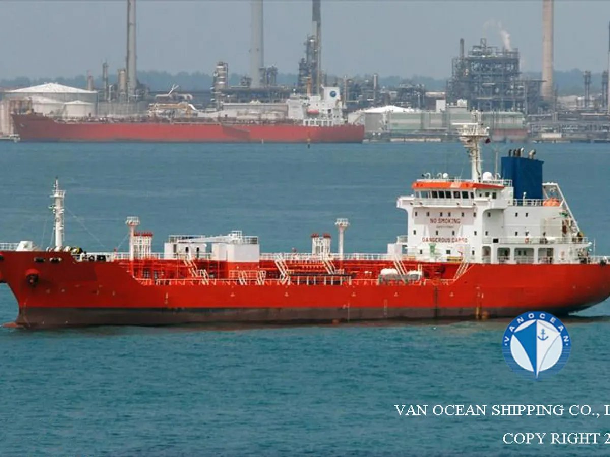 Oil/Chemical tanker for sale
