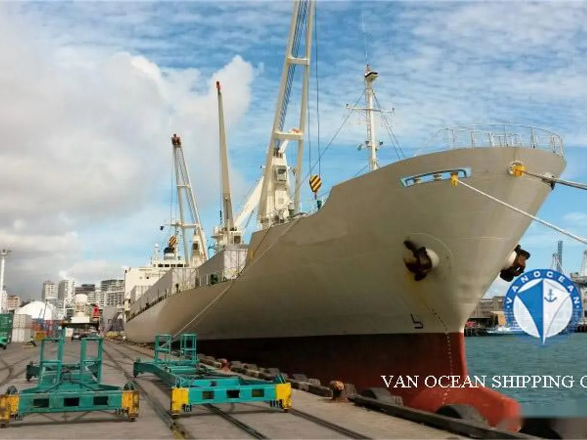 Reefer ship for sale