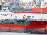 Oil/Chemical tanker for sale