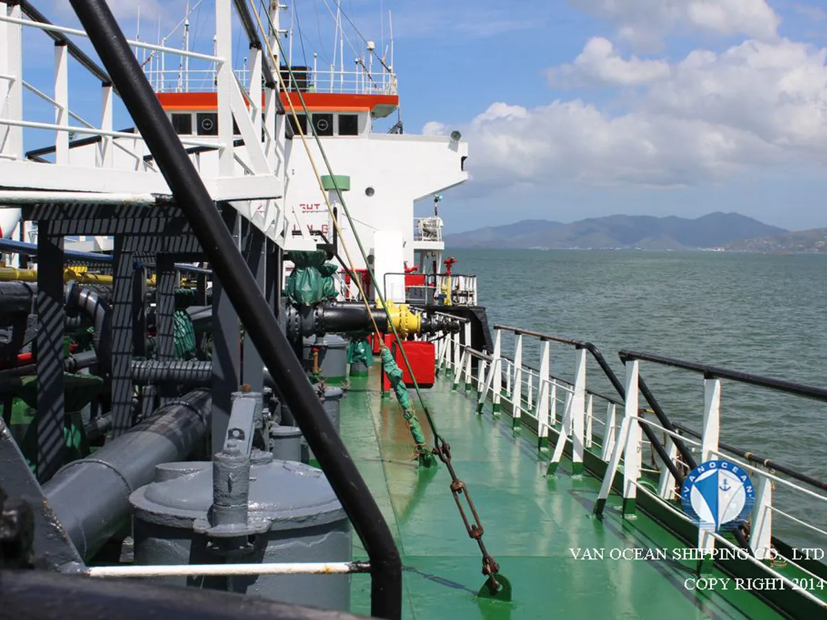 Oil/Chemical tanker for sale