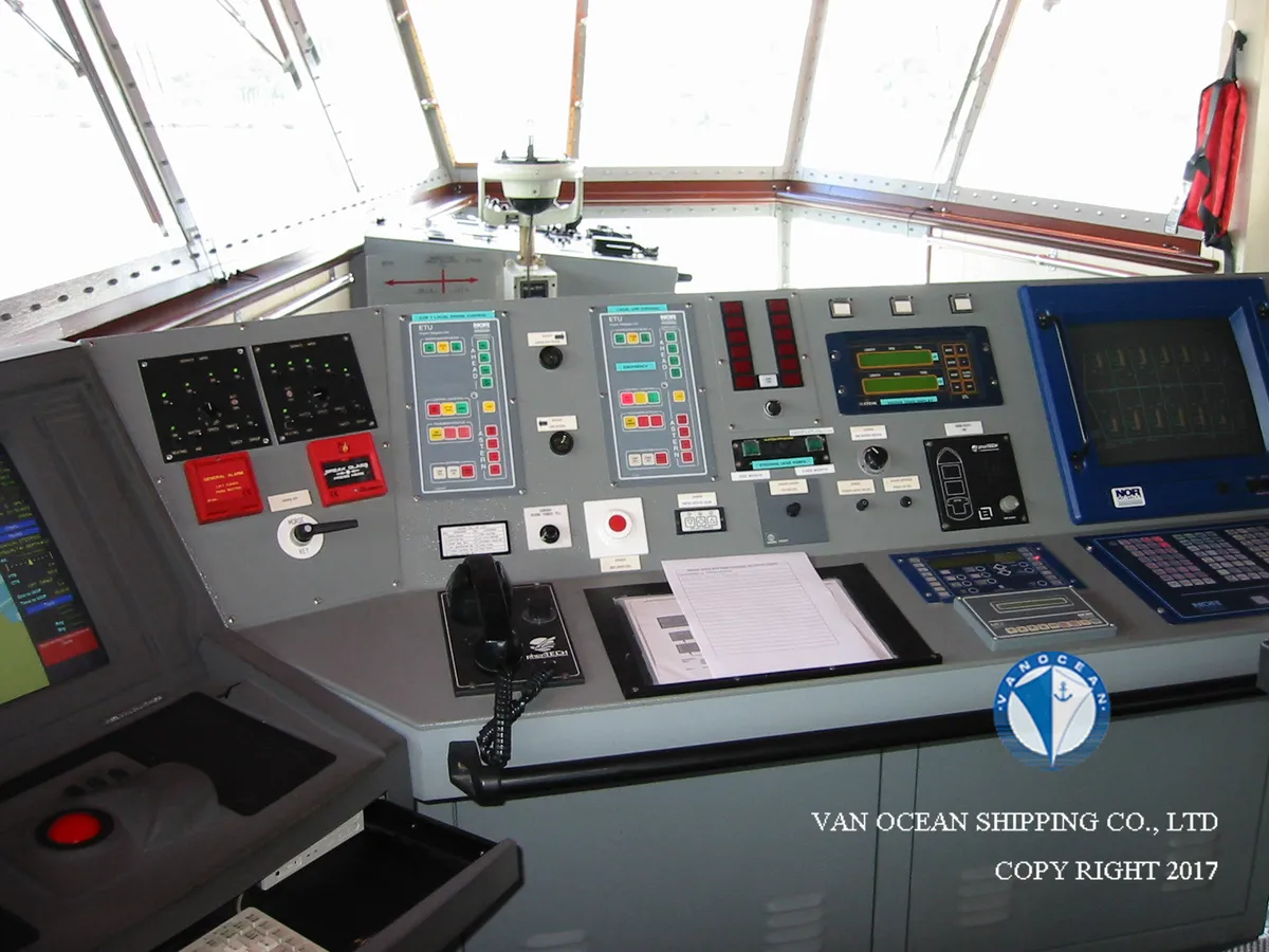 Oil/Chemical tanker for sale