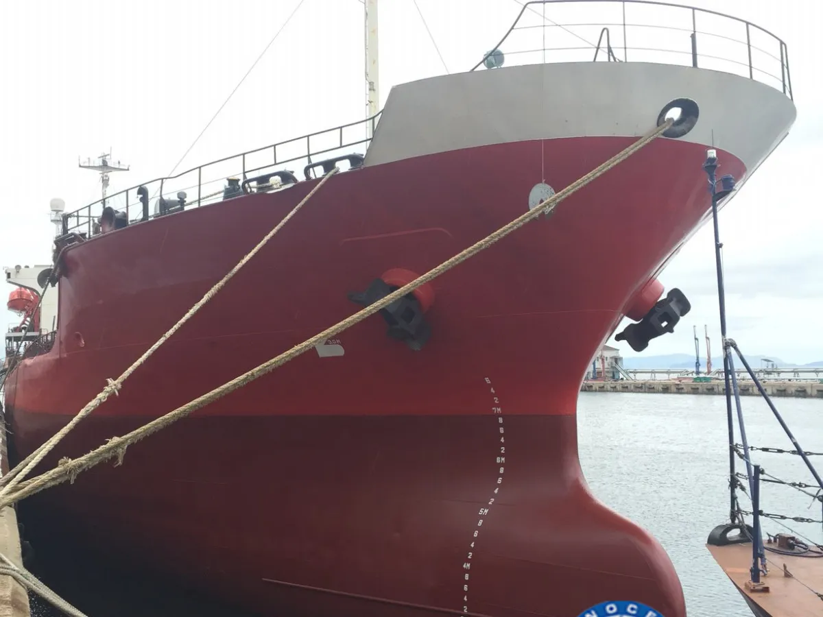 Oil/Chemical tanker for sale