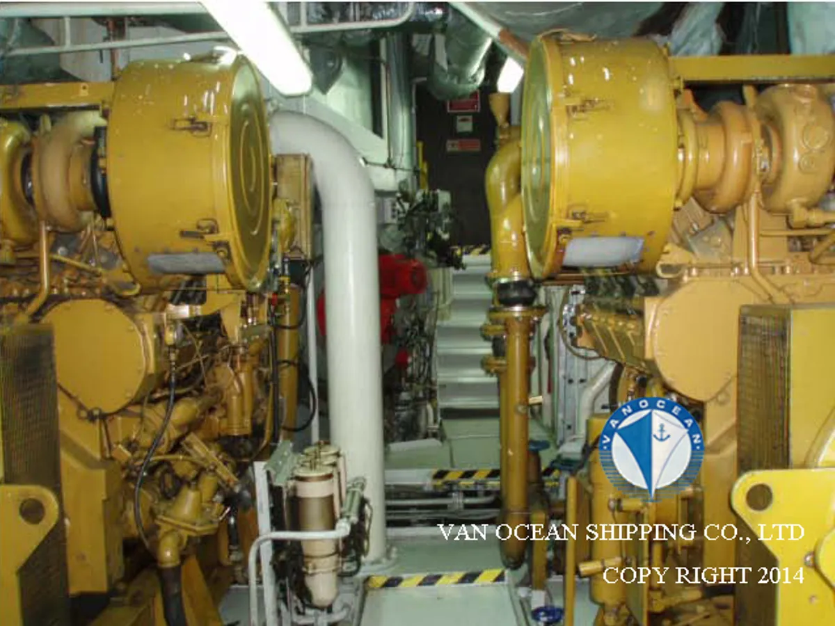 Oil/Chemical tanker for sale