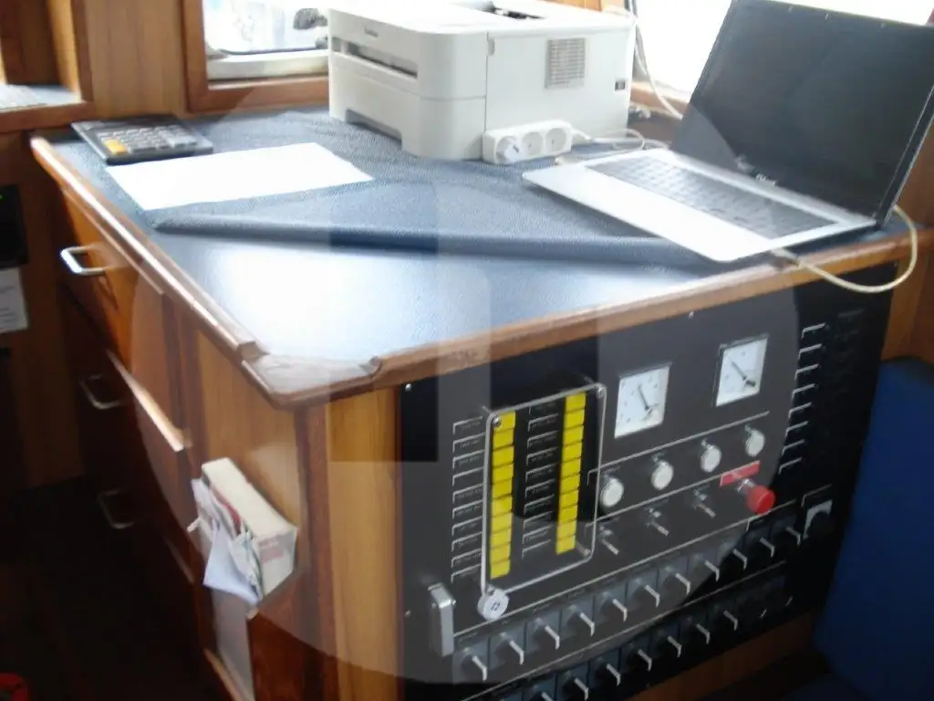 Beam trawler for sale