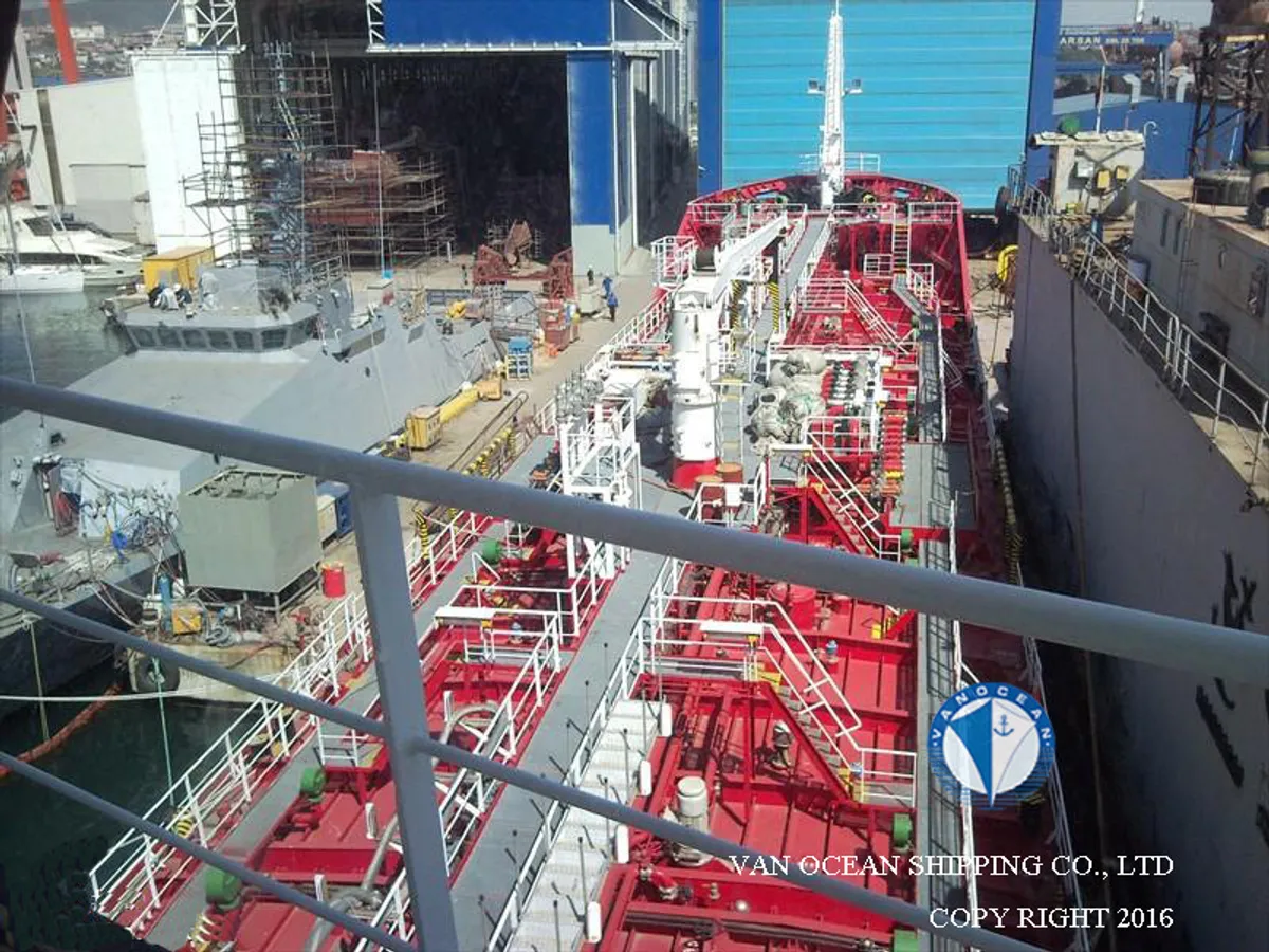 Oil/Chemical tanker for sale