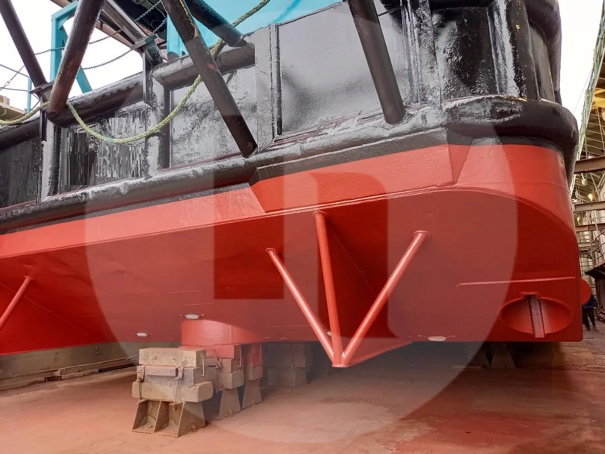 Crane vessel for sale