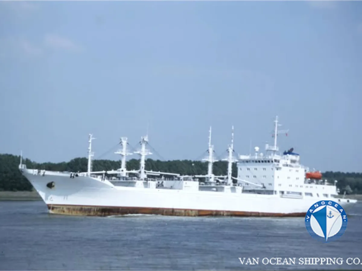 Reefer ship for sale