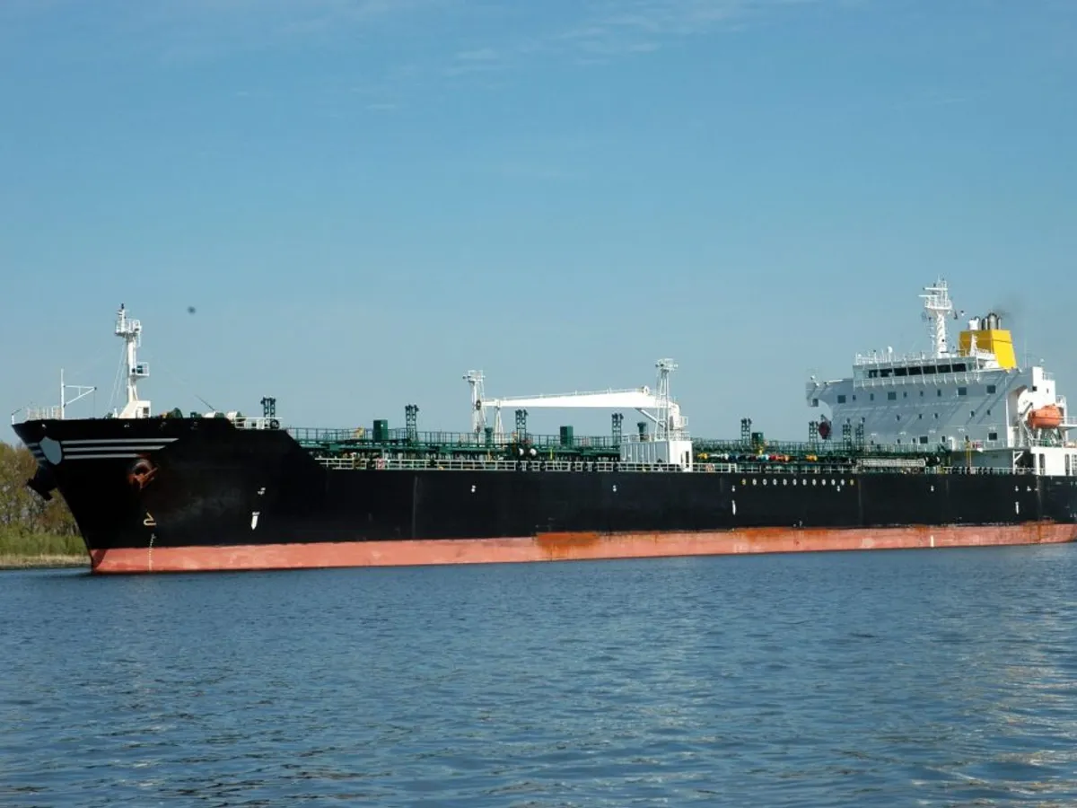 Oil/Chemical tanker for sale