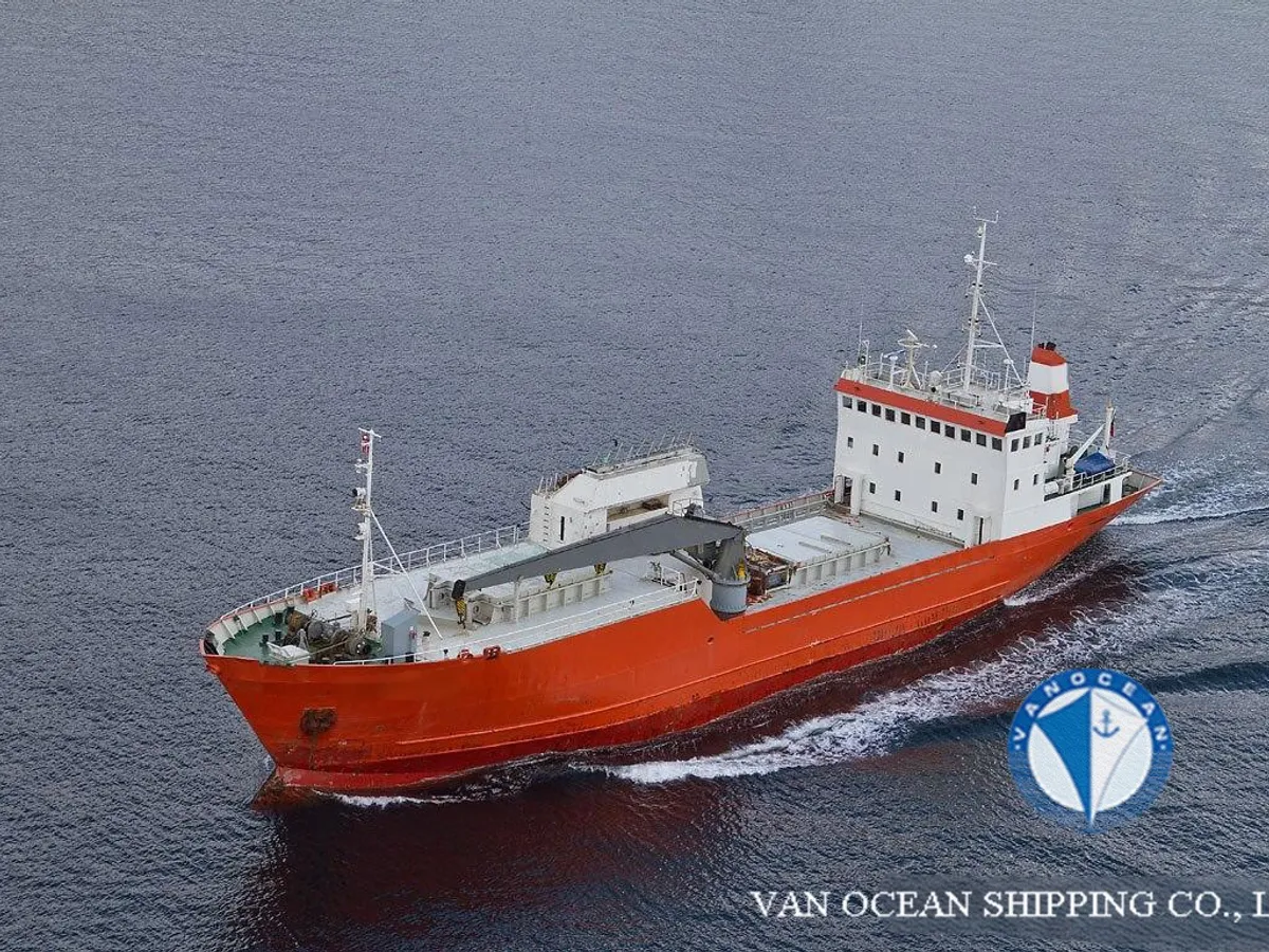Reefer ship for sale