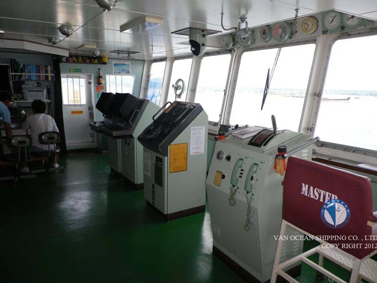Oil/Chemical tanker for sale